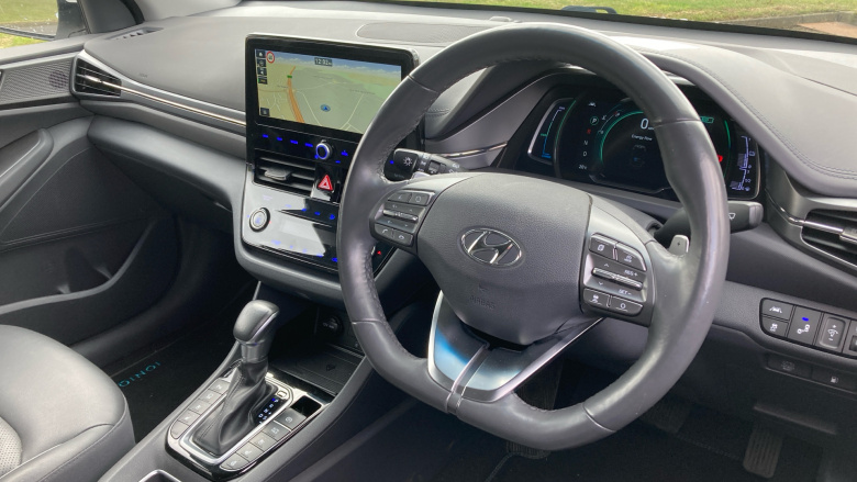 Hyundai IONIQ 1.6 GDi Hybrid Premium SE 5dr DCT Hybrid Hatchback